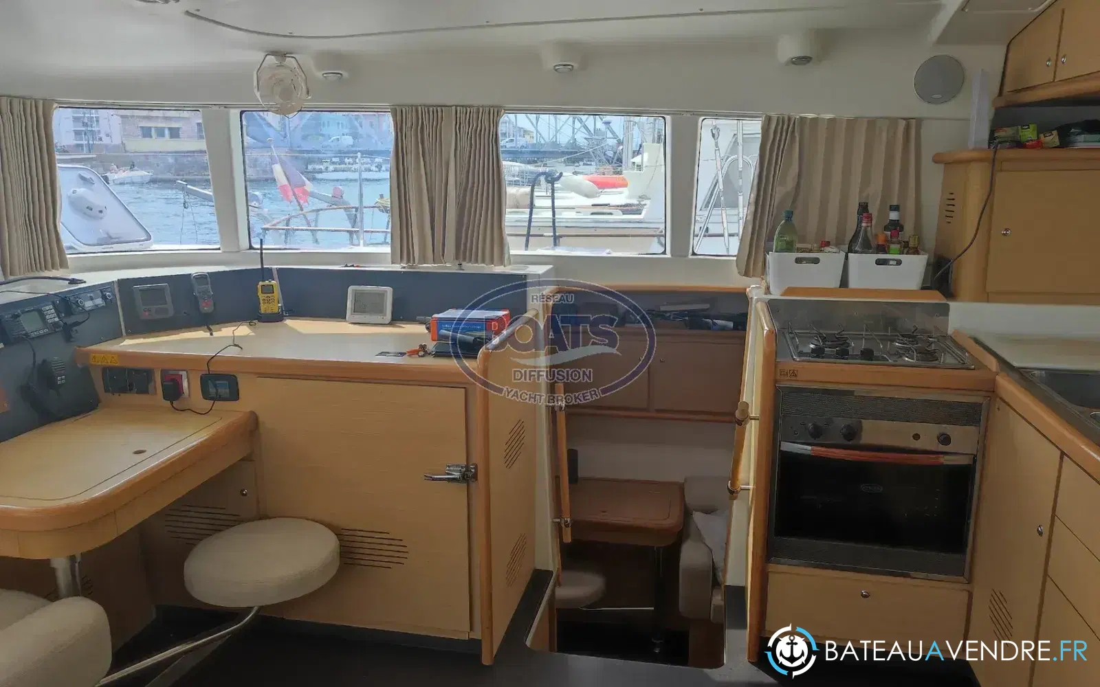 slider 6 Lagoon 440