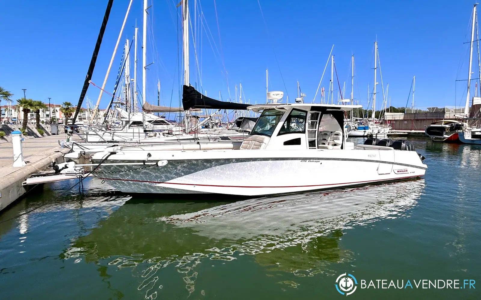slider 0 Boston Whaler 370 Outrage