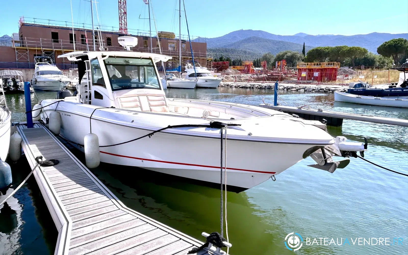 slider 3 Boston Whaler 370 Outrage