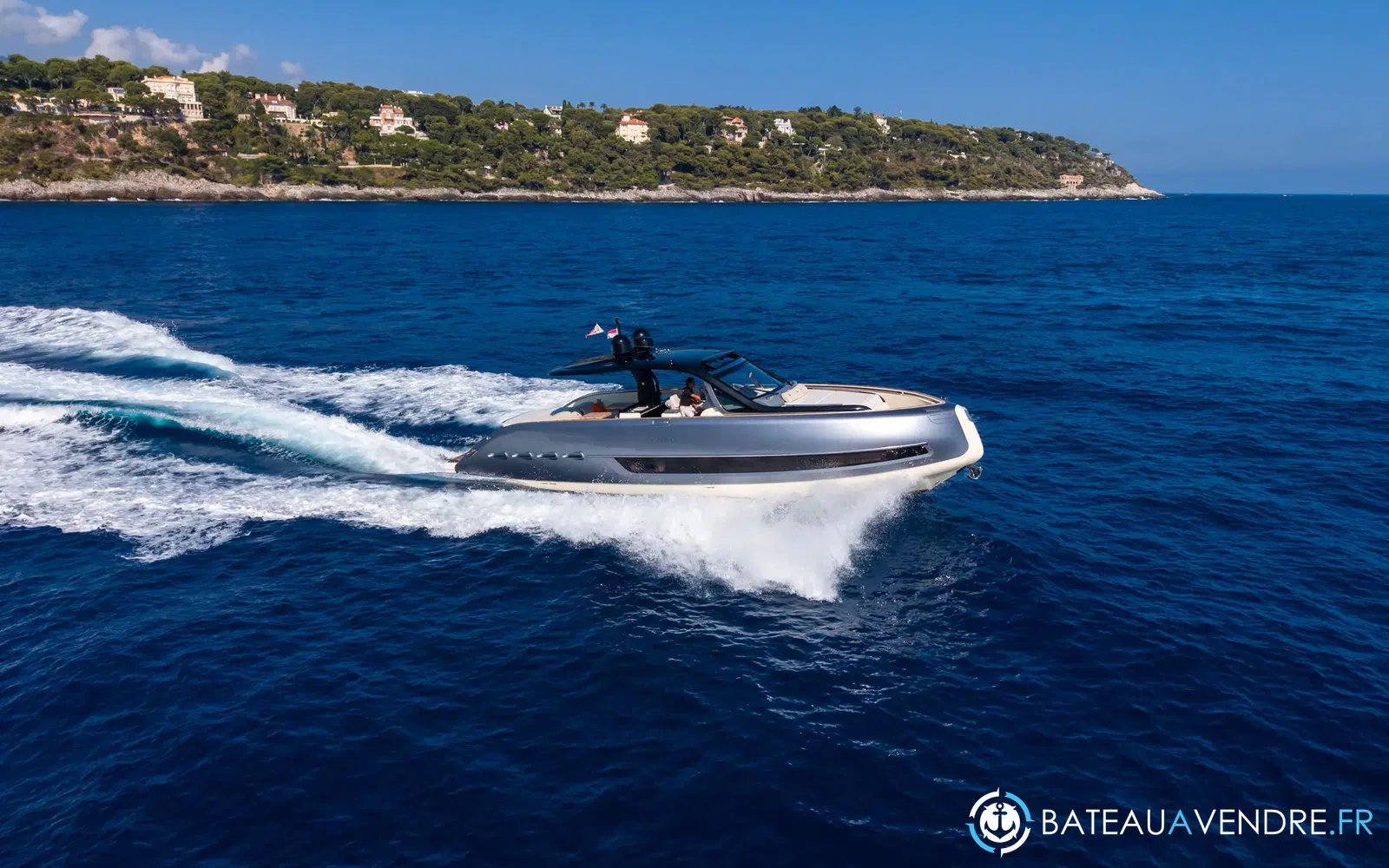 slider 16 Invictus 460 TT