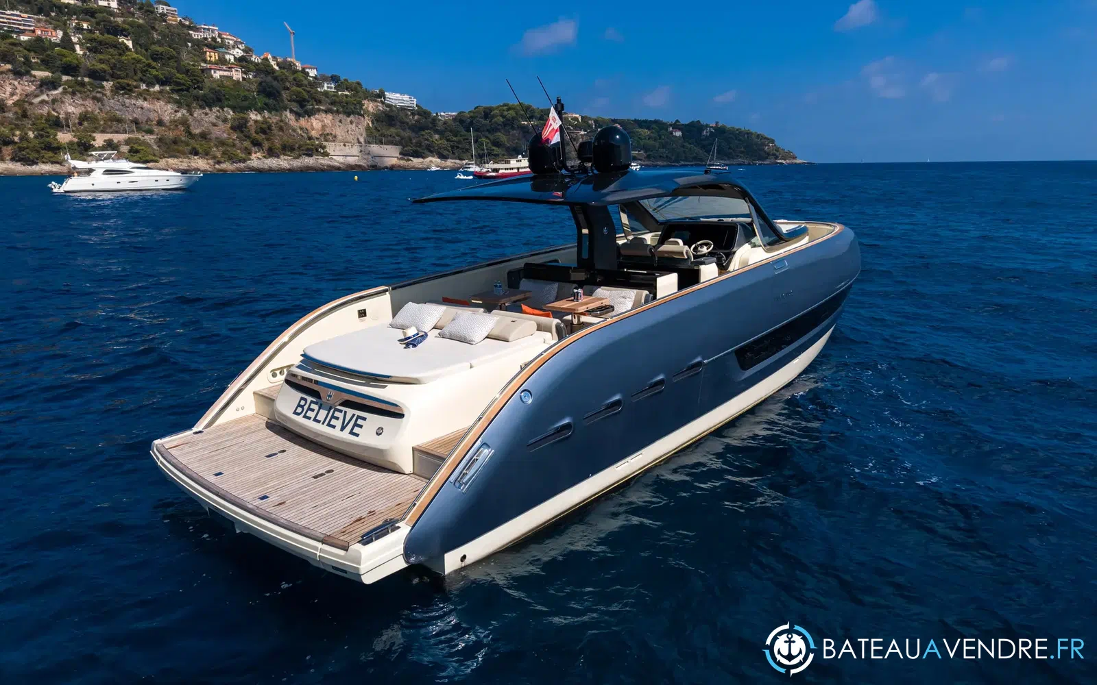 slider 1 Invictus 460 TT