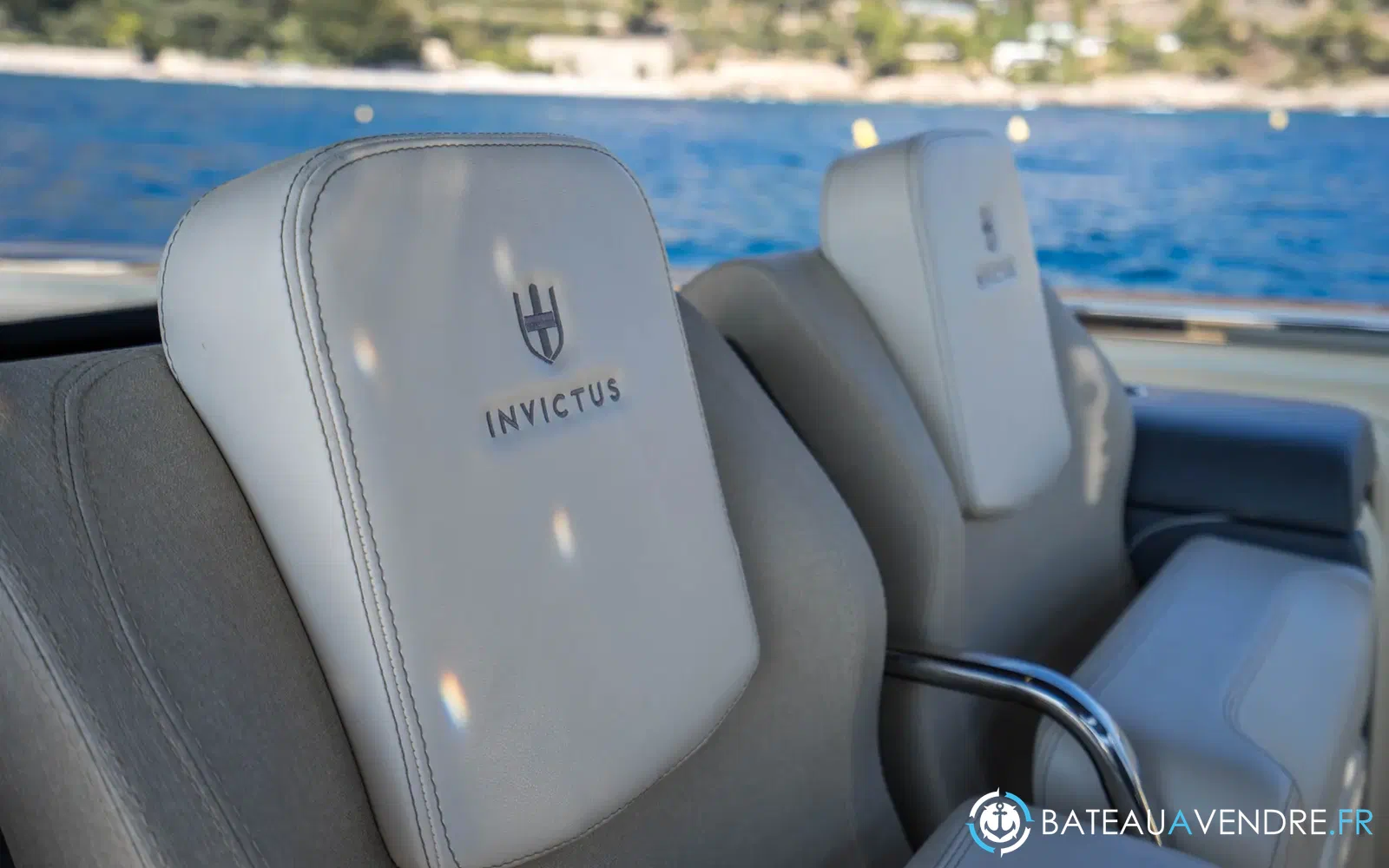 slider 21 Invictus 460 TT