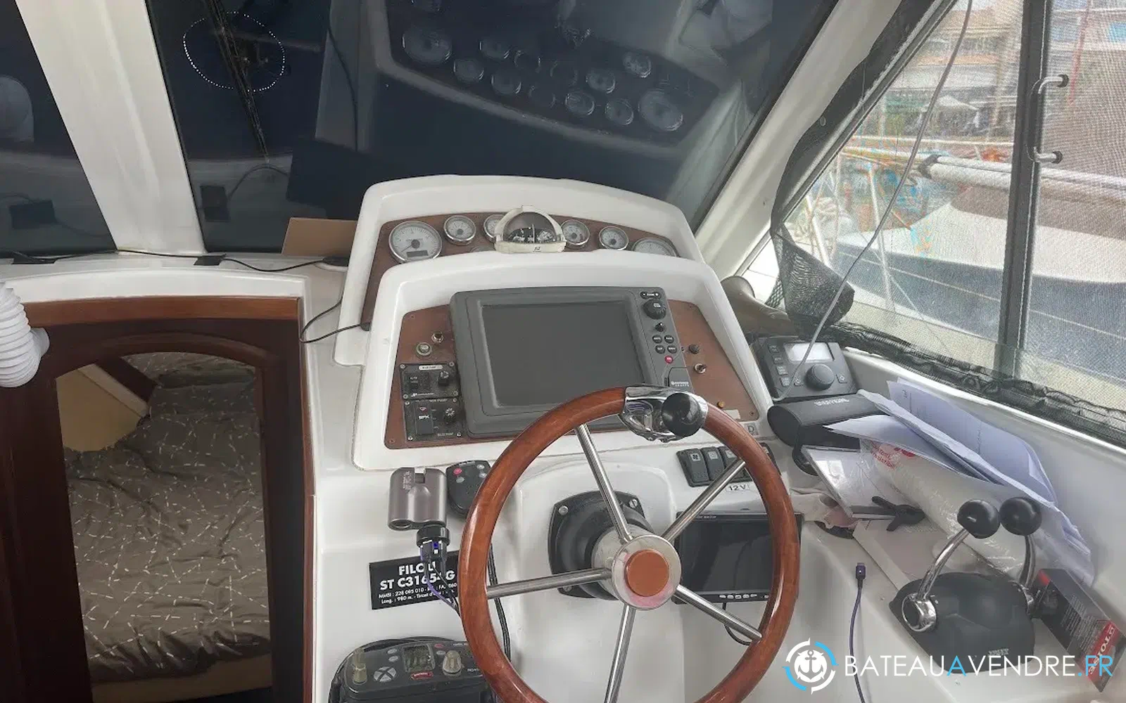 slider 3 Beneteau Antares 980 Fly