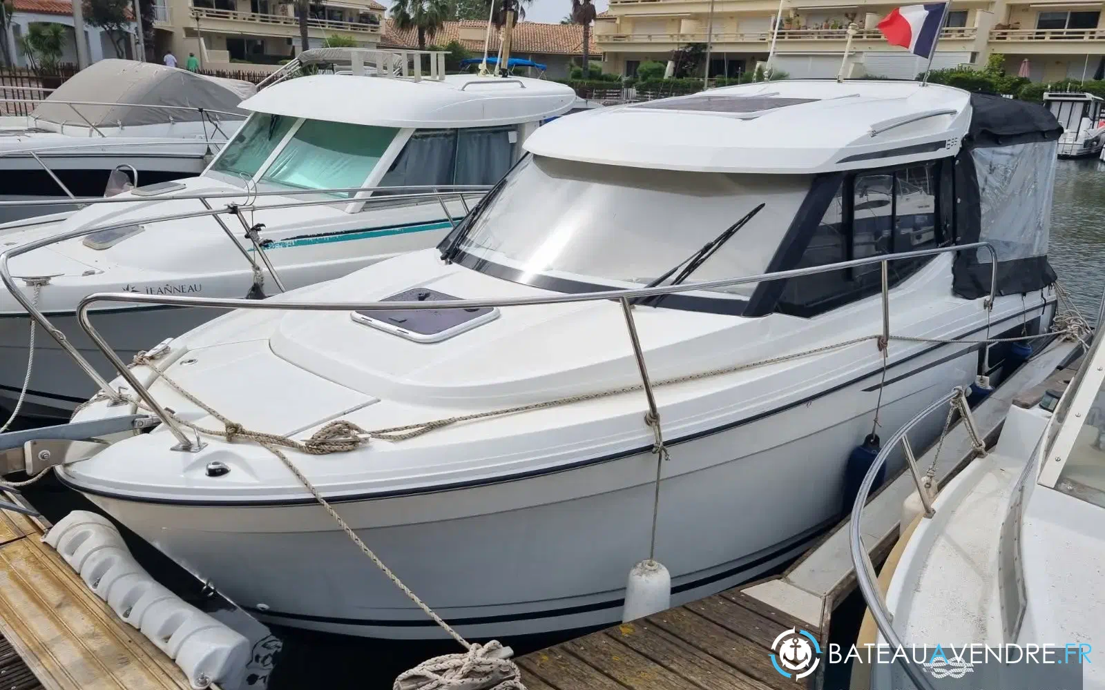 slider 1 Jeanneau Merry Fisher 695