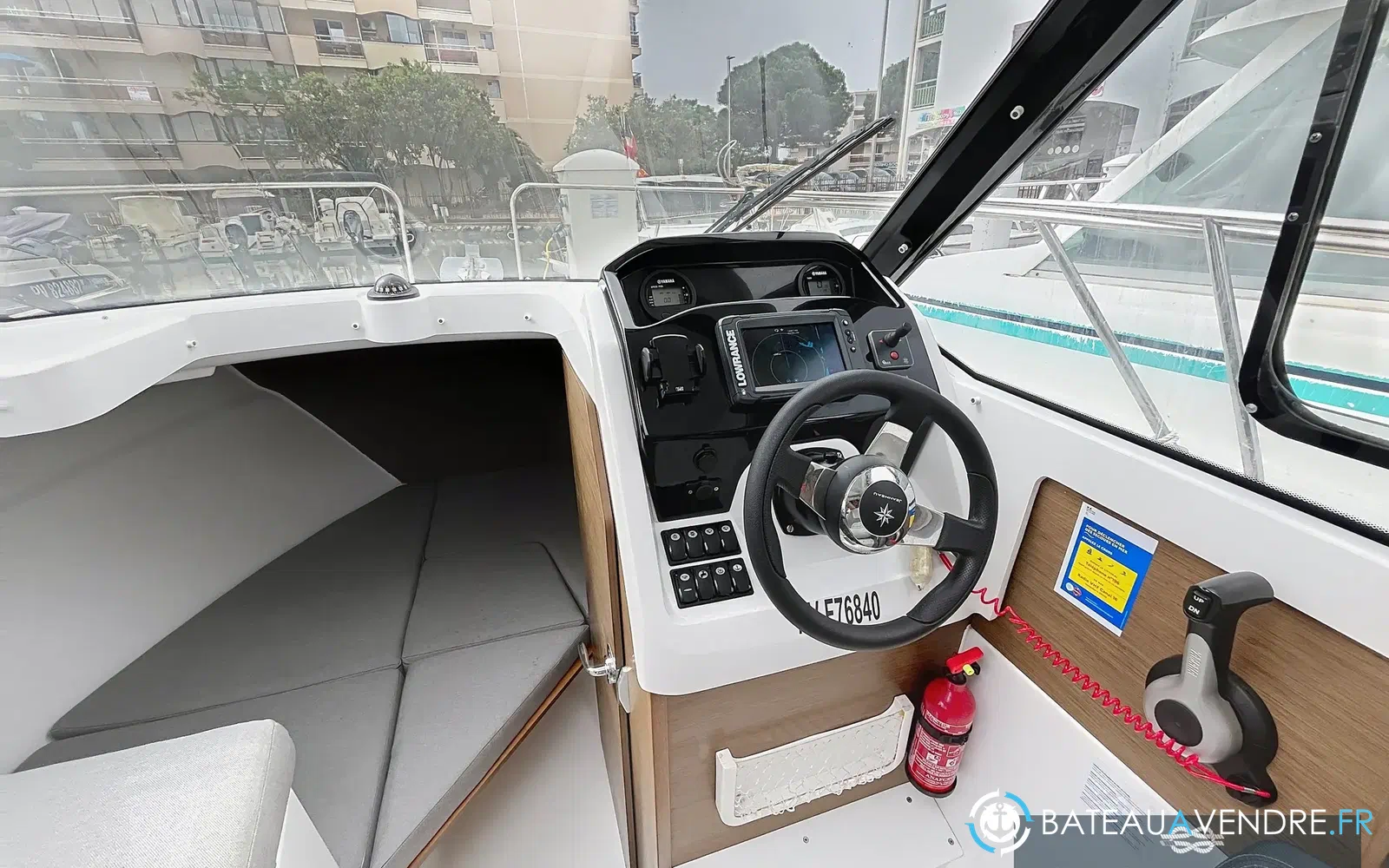 slider 6 Jeanneau Merry Fisher 695
