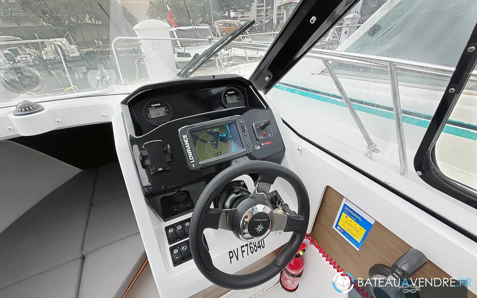 slider 7 Jeanneau Merry Fisher 695