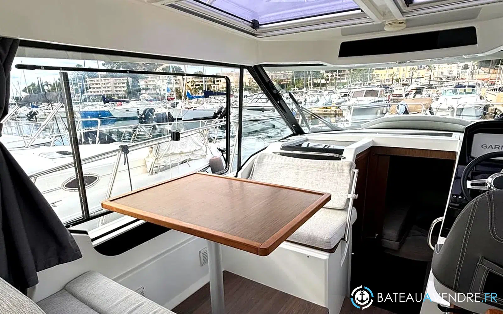 slider 31 Jeanneau Merry Fisher 895 Offshore