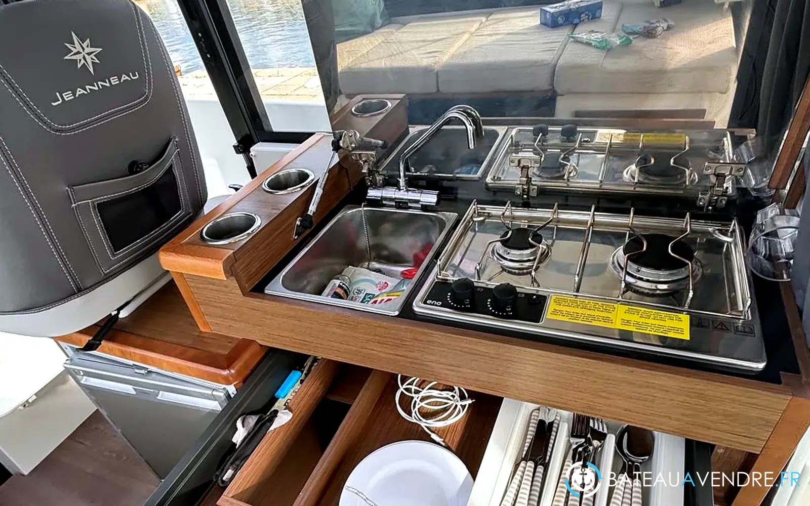 slider 32 Jeanneau Merry Fisher 895 Offshore