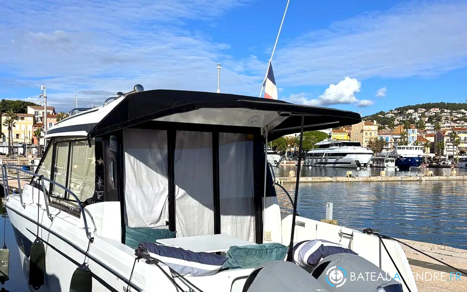 slider 4 Jeanneau Merry Fisher 895 Offshore