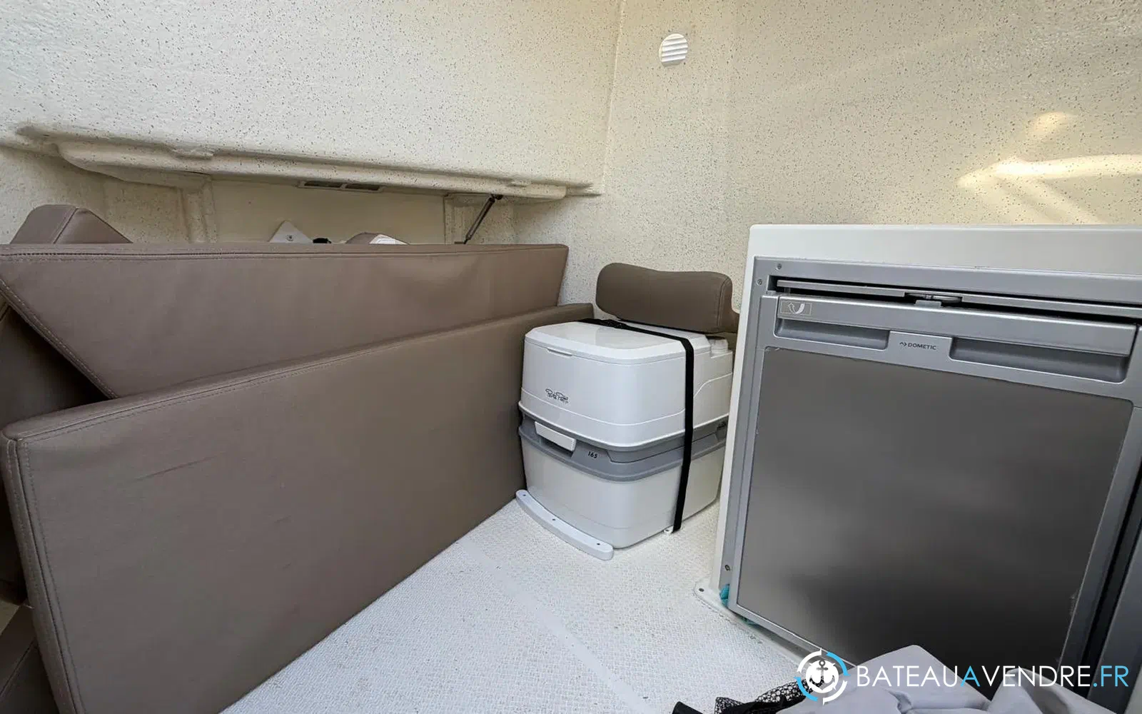 slider 14 Pacific Craft 750 Open