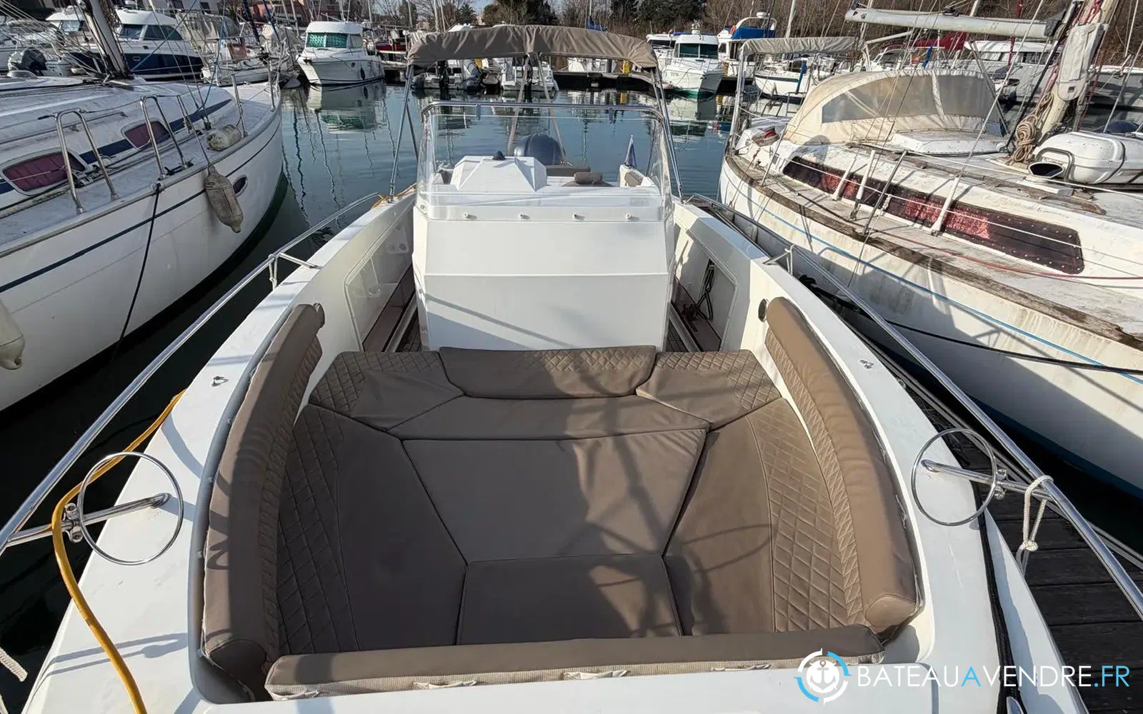slider 17 Pacific Craft 750 Open