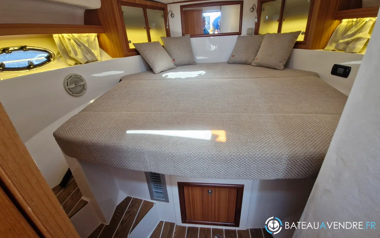 slider 10 Marex 350 Cabriolet Cruiser