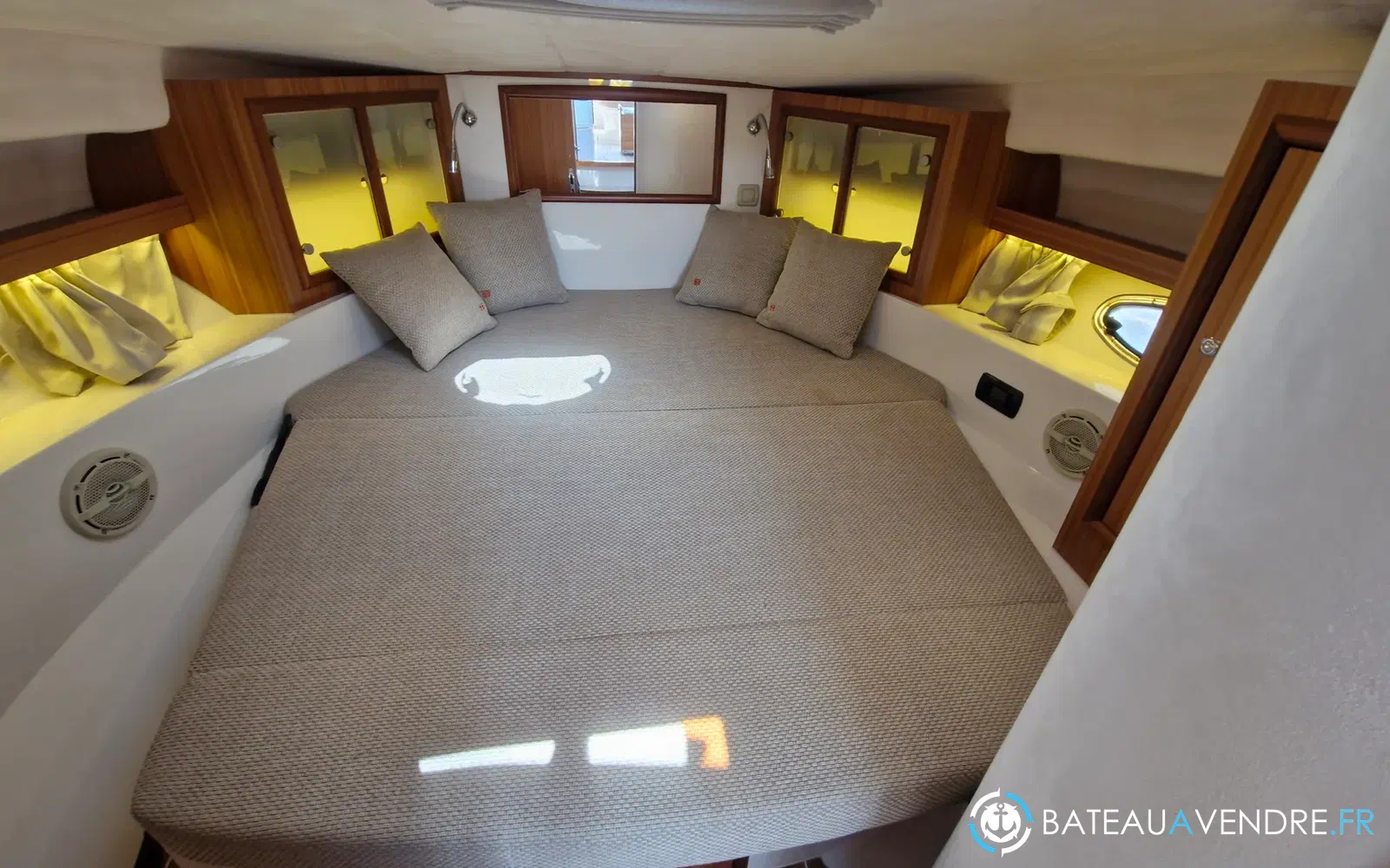 slider 9 Marex 350 Cabriolet Cruiser