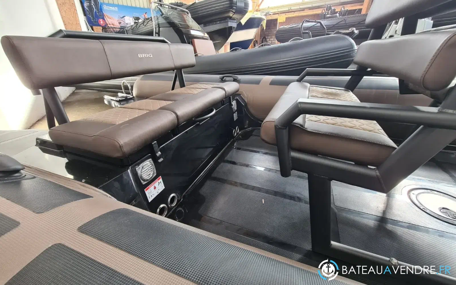 slider 12 Brig Navigator 24