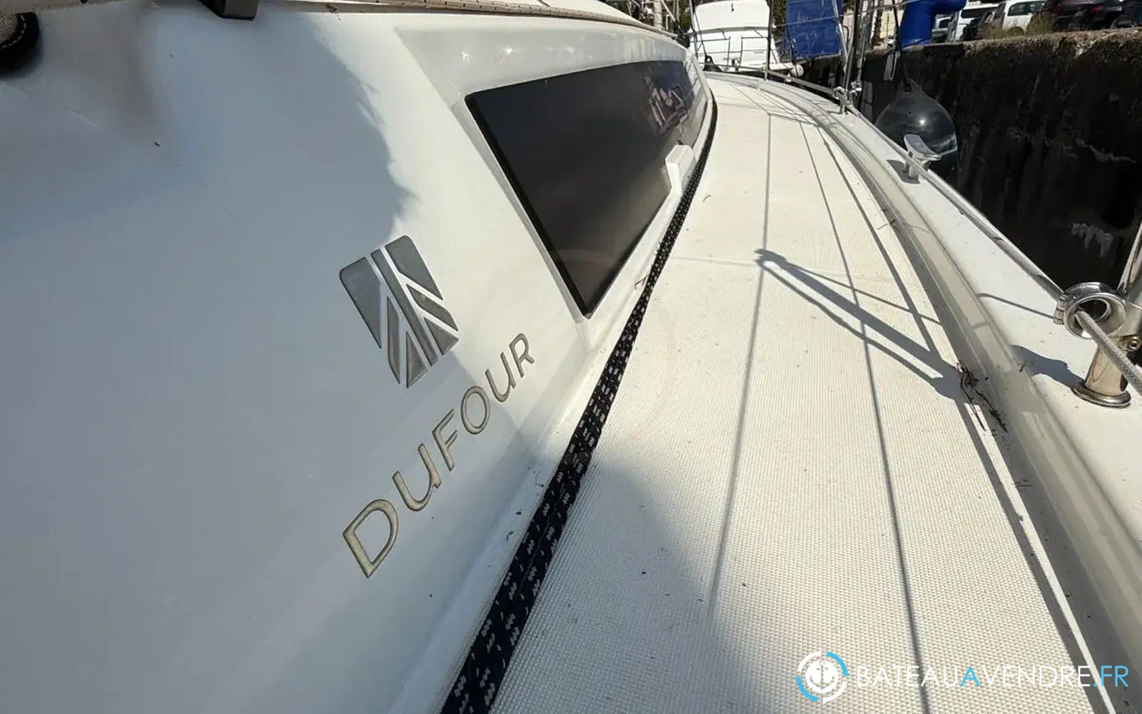 slider 8 Dufour 37