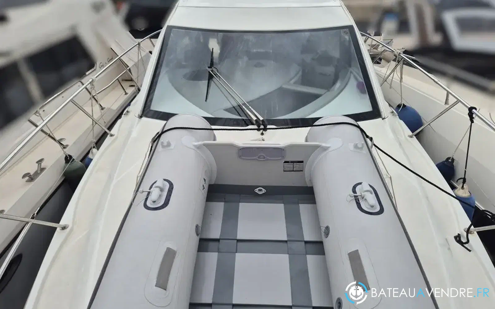 slider 2 Beneteau Gran Turismo 38