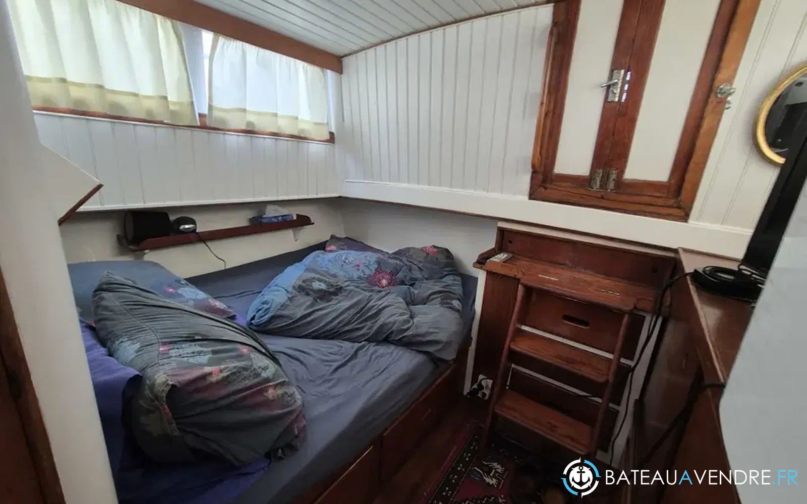 slider 22 Grand Banks 36