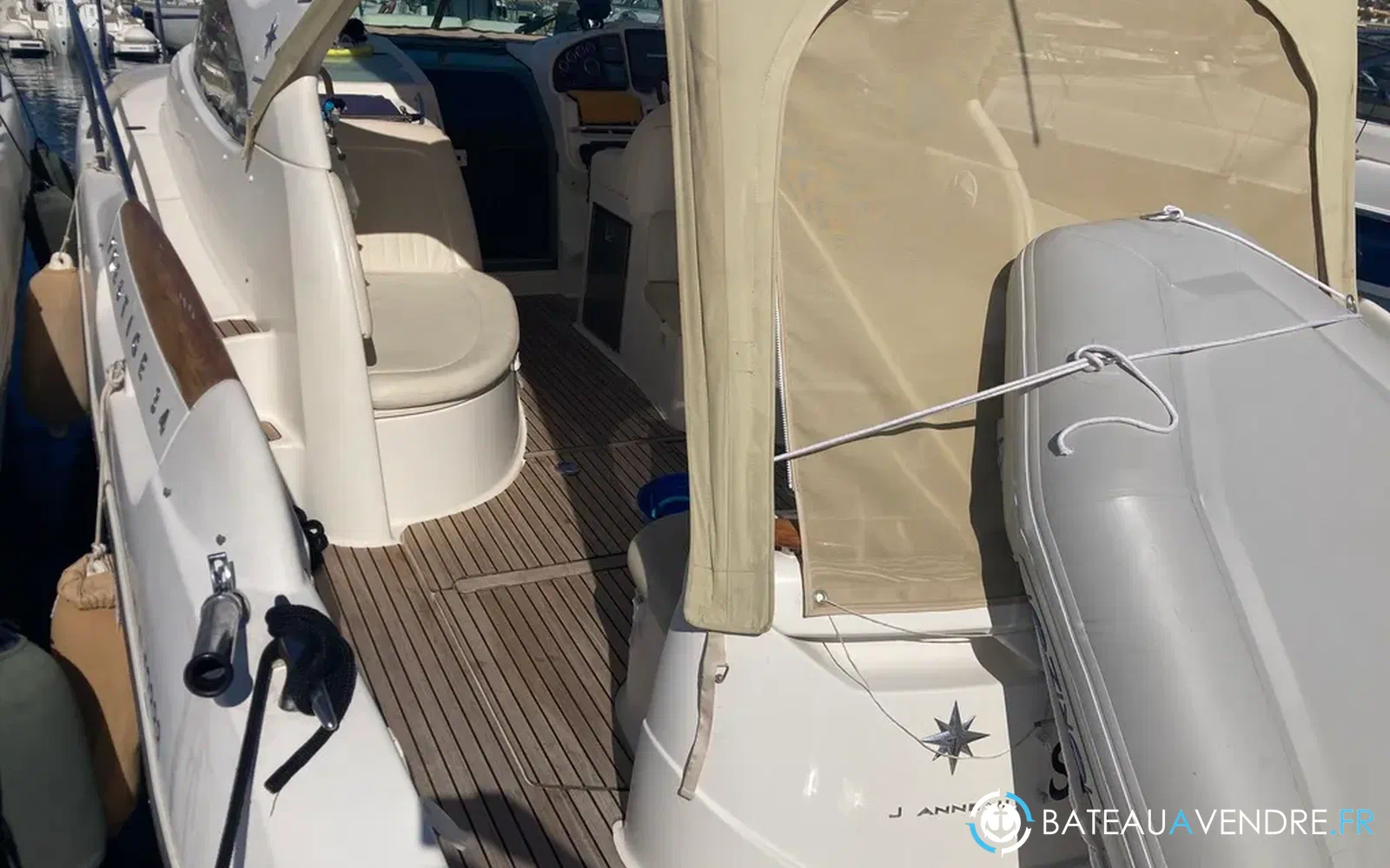slider 4 Jeanneau Prestige 34