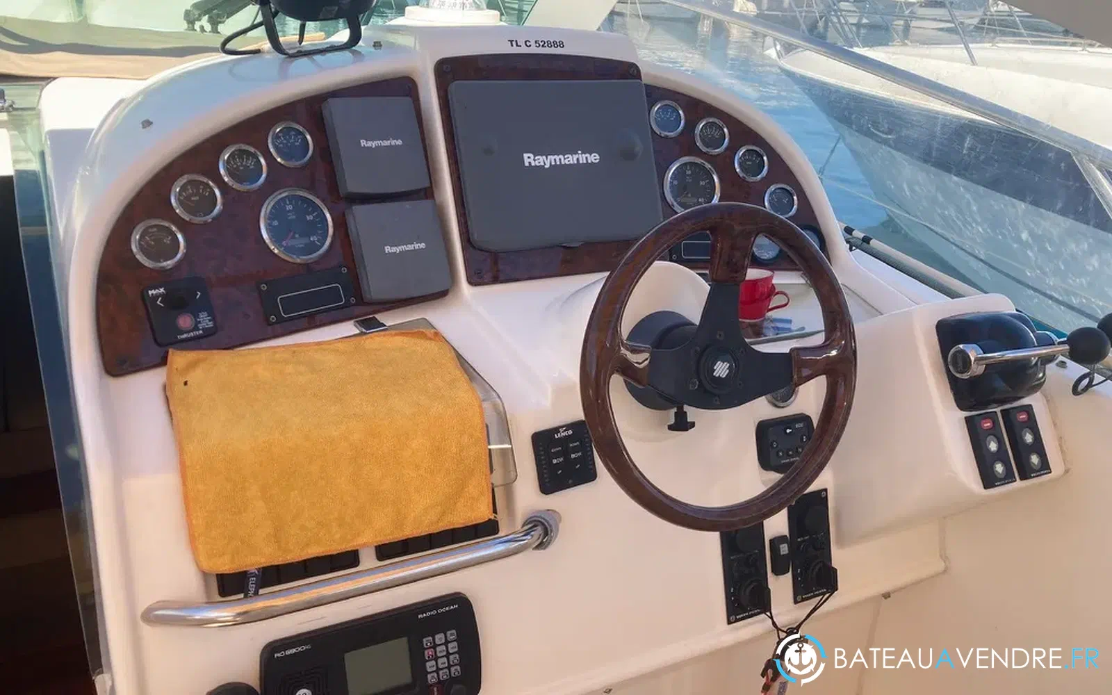slider 7 Jeanneau Prestige 34