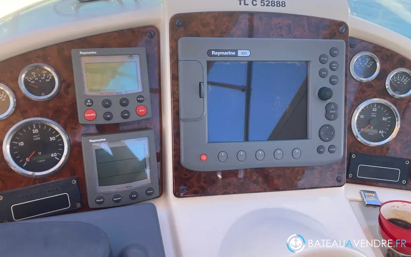 slider 8 Jeanneau Prestige 34