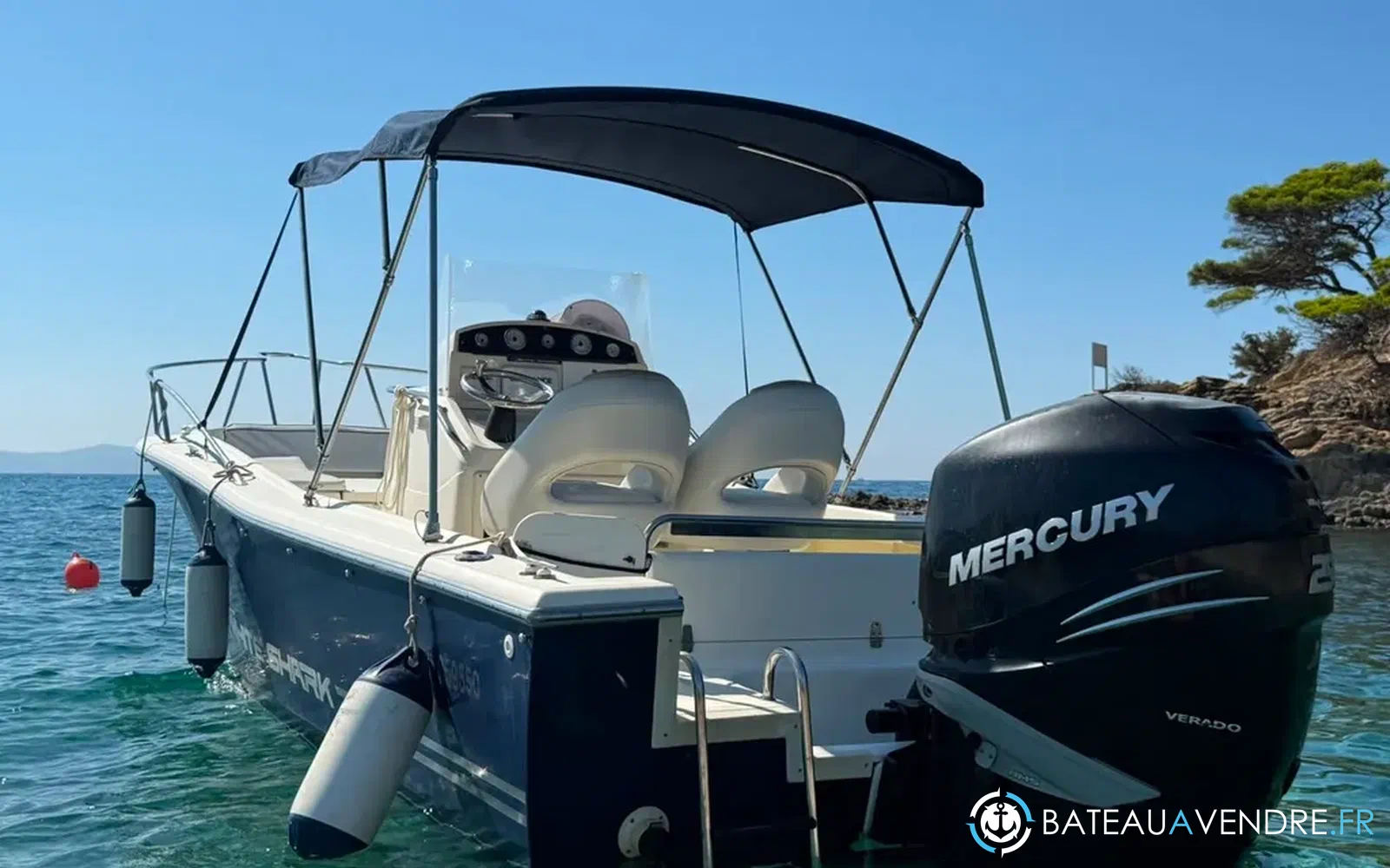 slider 2 Kelt White Shark 225
