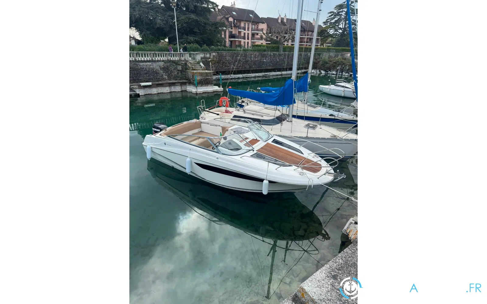 slider 1 Jeanneau Cap Camarat 7.5 DC