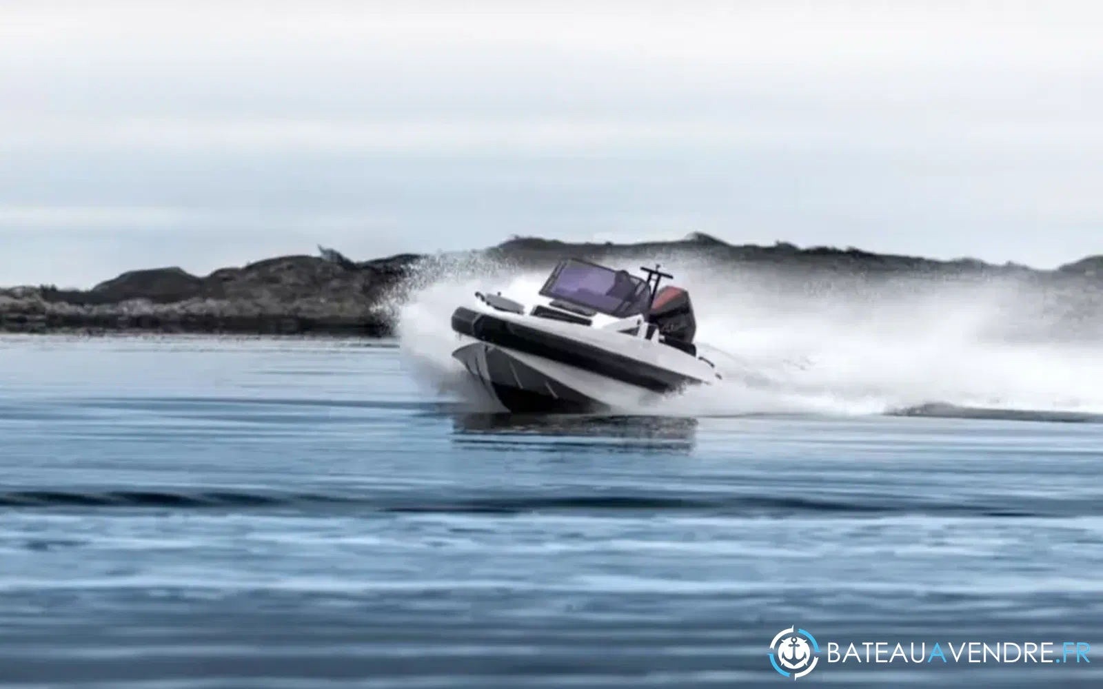 slider 3 Iron Boats 907