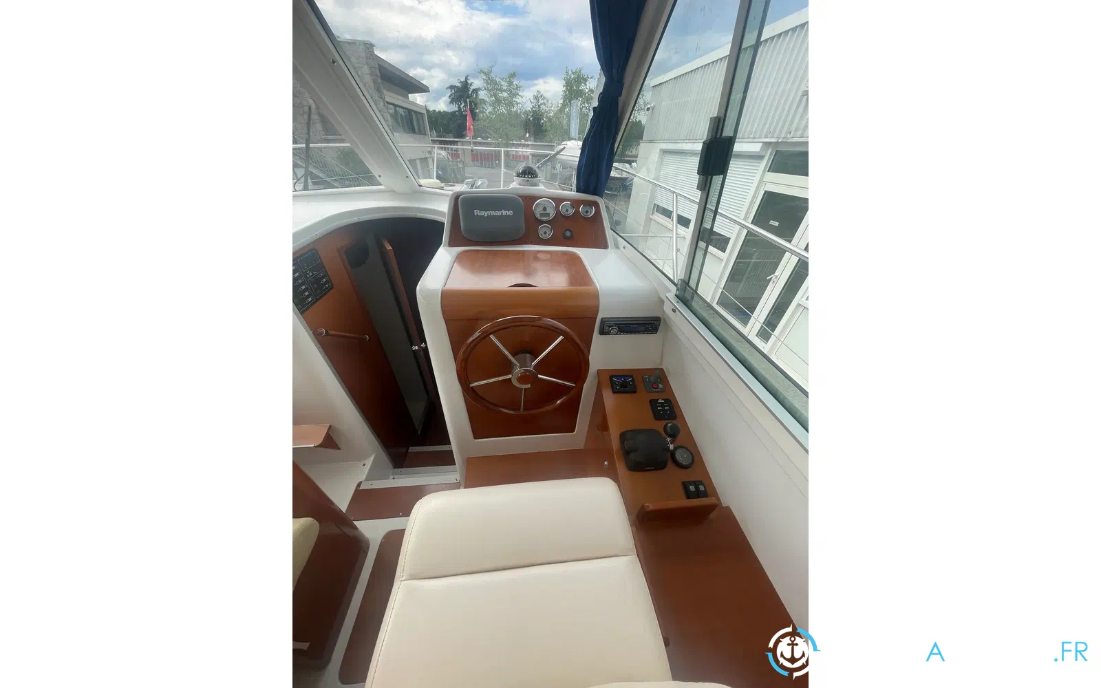 slider 22 Beneteau Antares Serie 9