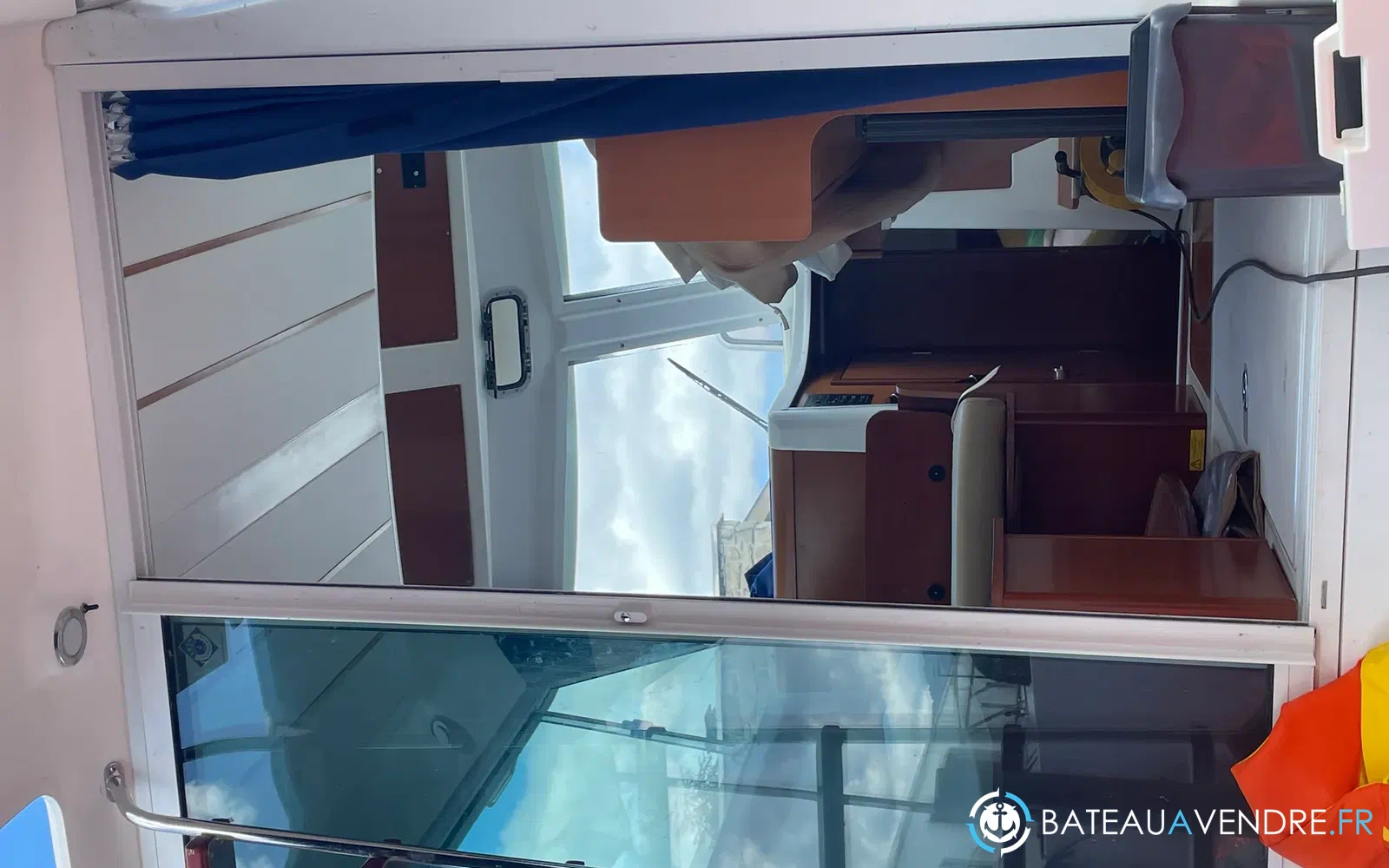 slider 15 Beneteau Antares Serie 9