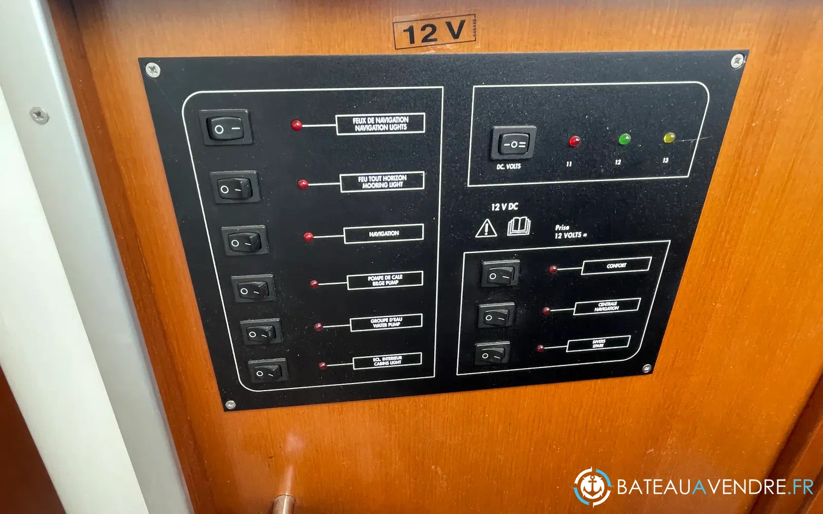 slider 17 Beneteau Antares Serie 9