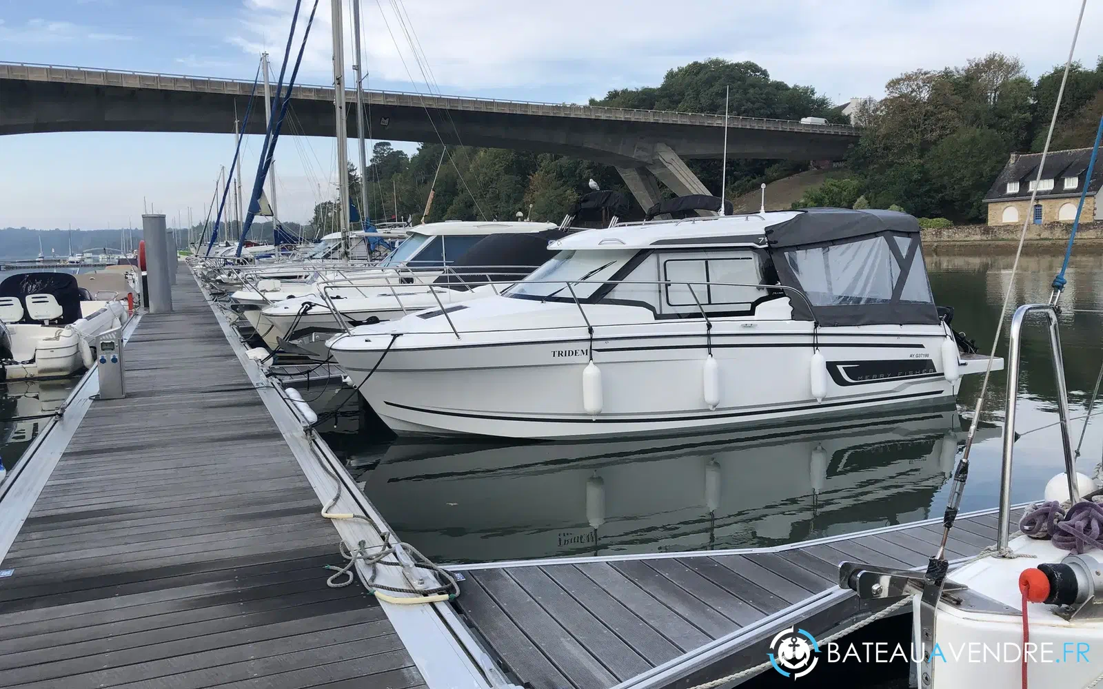 slider 1 Jeanneau Merry Fisher 795 Serie 2