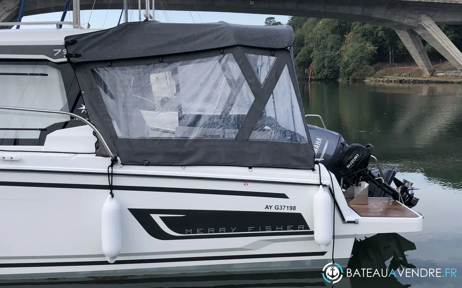 slider 2 Jeanneau Merry Fisher 795 Serie 2