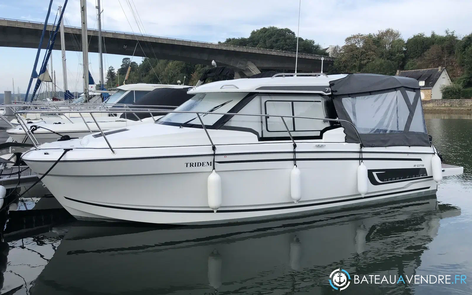 slider 3 Jeanneau Merry Fisher 795 Serie 2