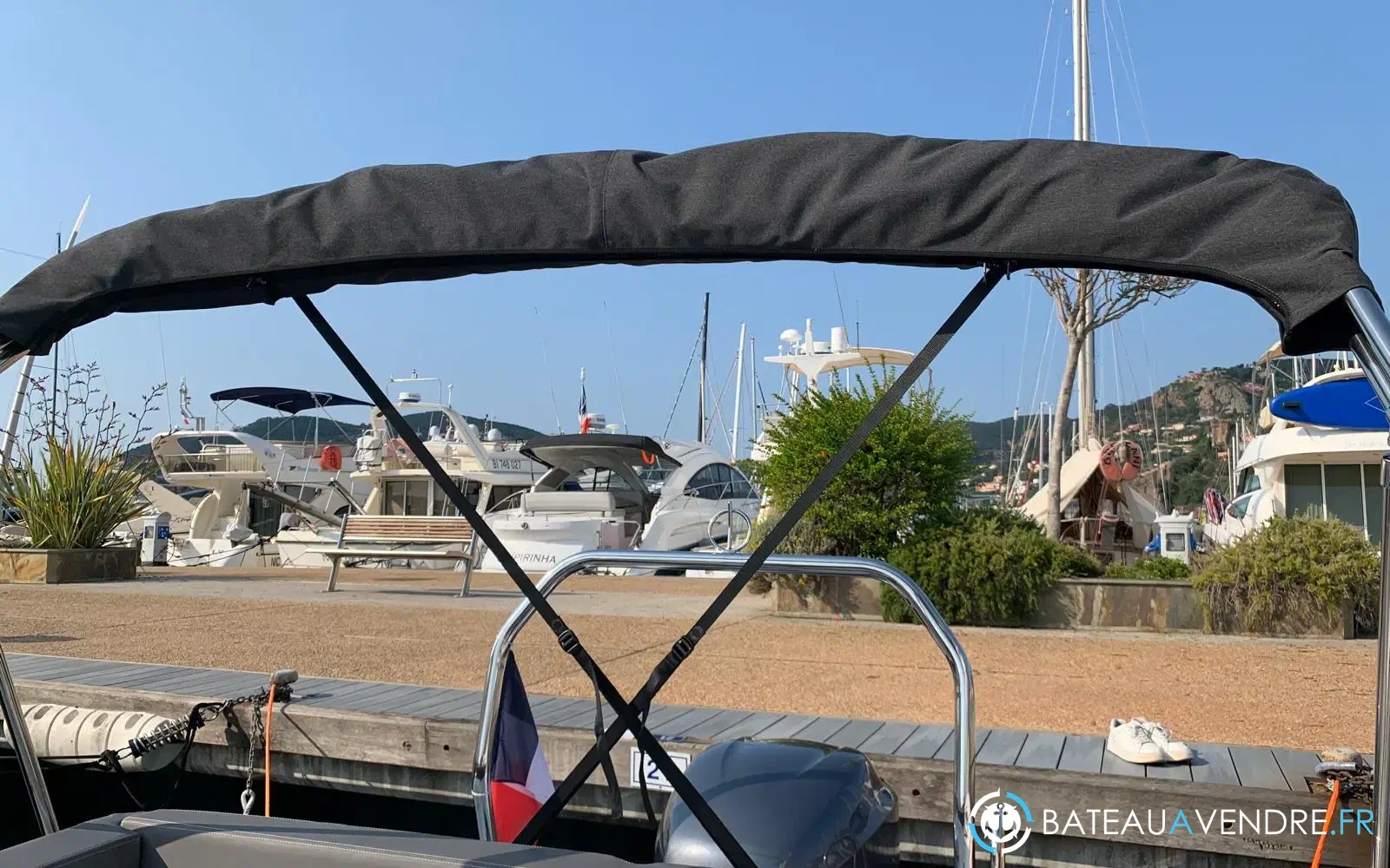 slider 12 Jeanneau Cap Camarat 7.5 CC Serie 3