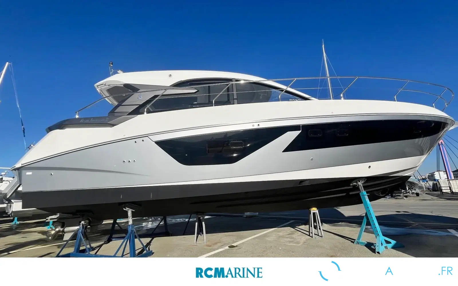 slider 0 Beneteau Gran Turismo 41