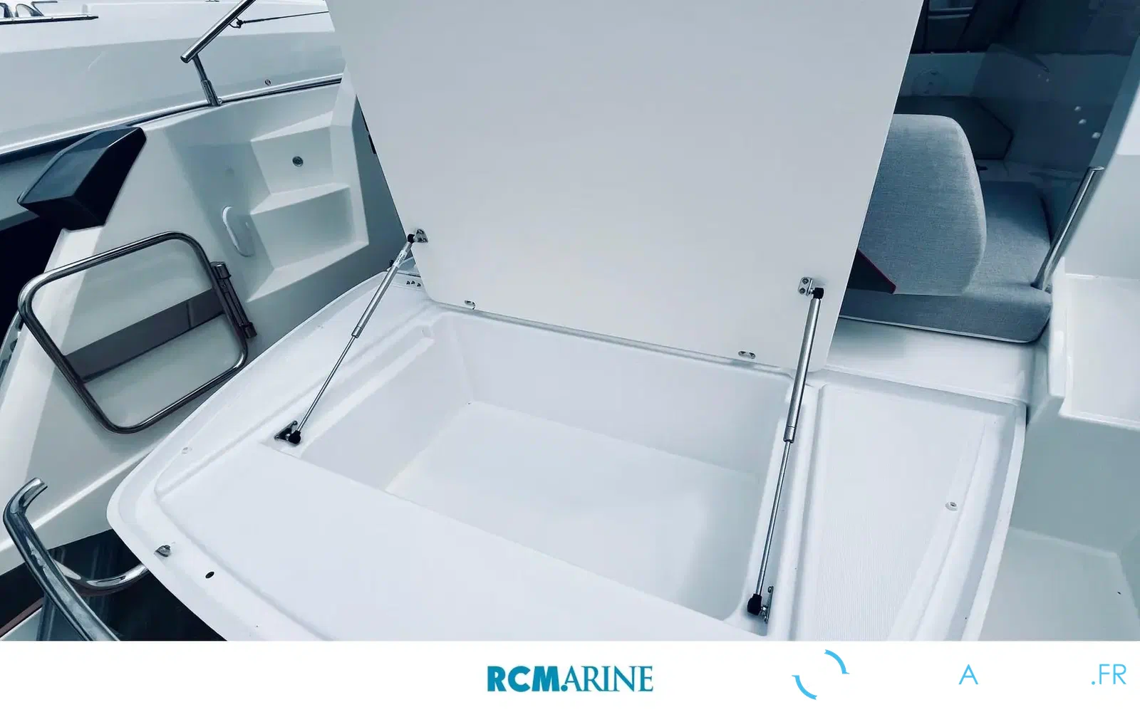 slider 28 Beneteau Gran Turismo 41
