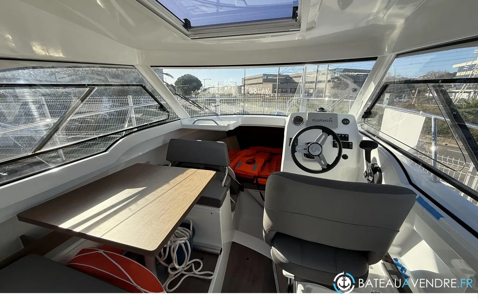 slider 5 Beneteau Antares 7 OB
