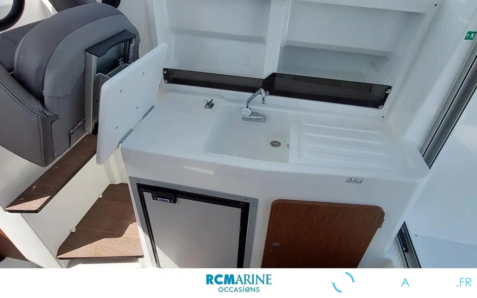 slider 6 Beneteau Antares 7 OB