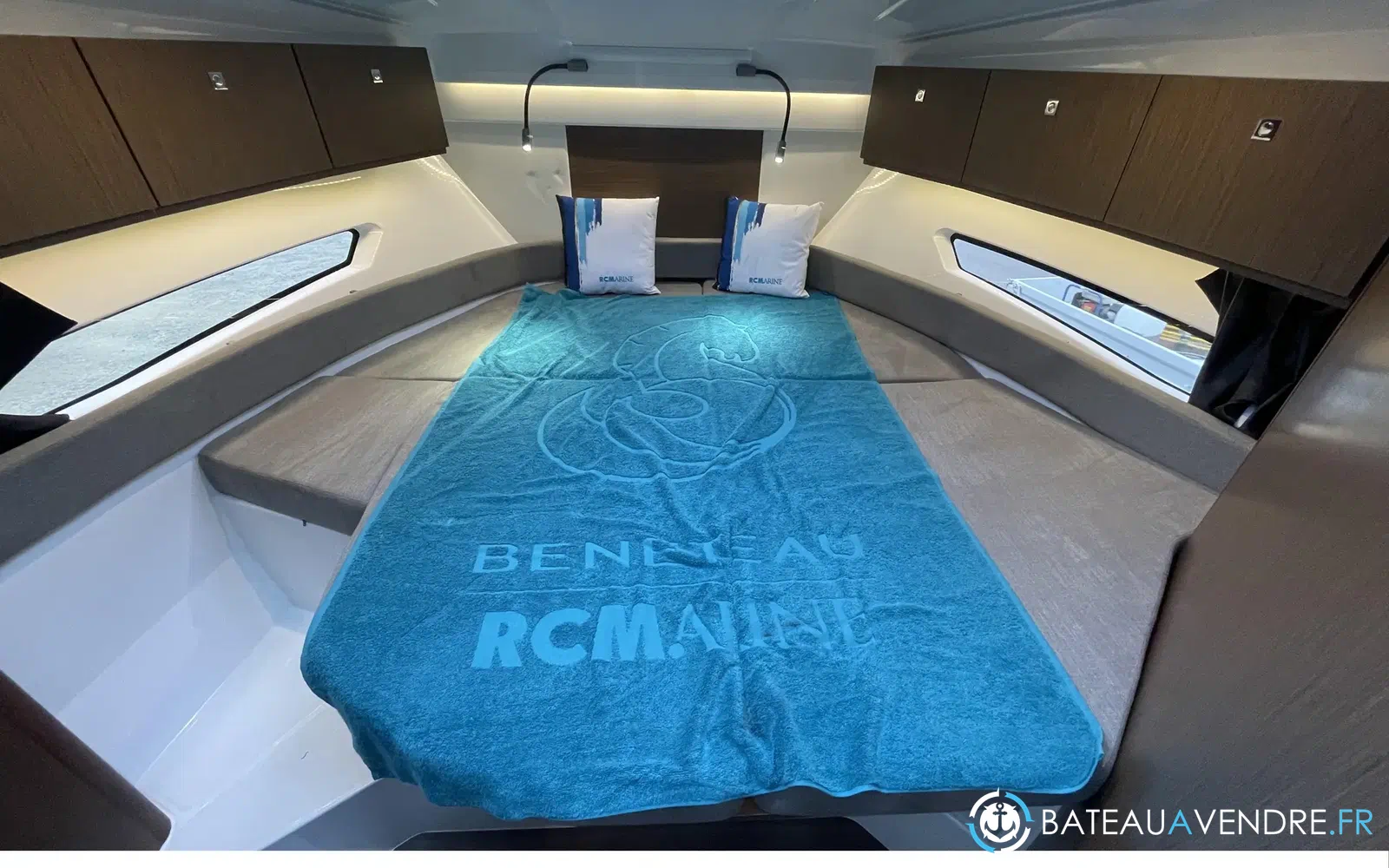slider 15 Beneteau Antares 9 OB