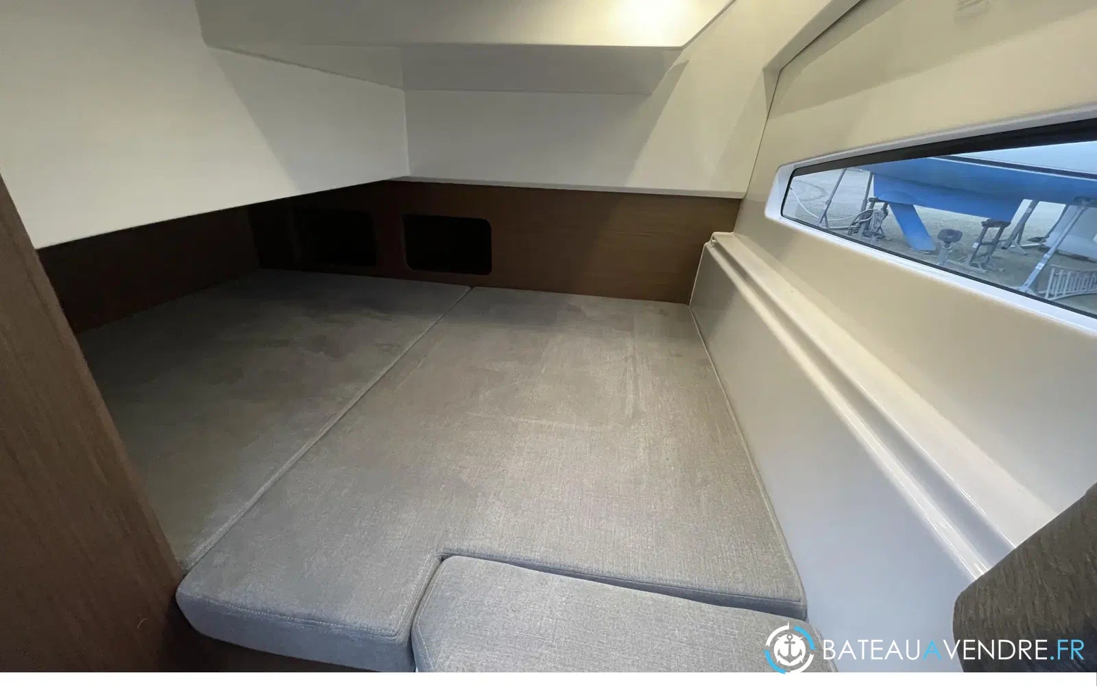 slider 16 Beneteau Antares 9 OB