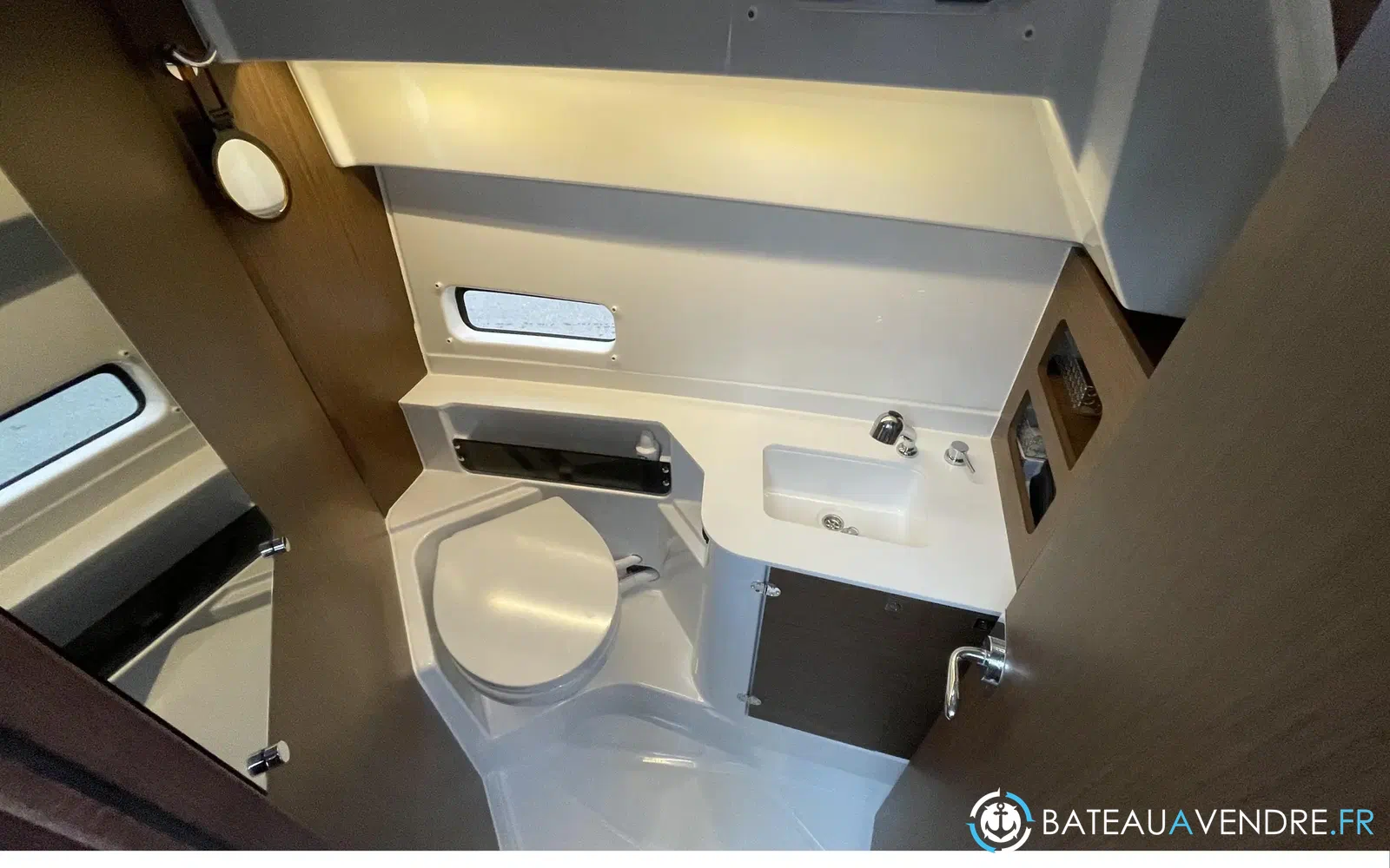 slider 17 Beneteau Antares 9 OB