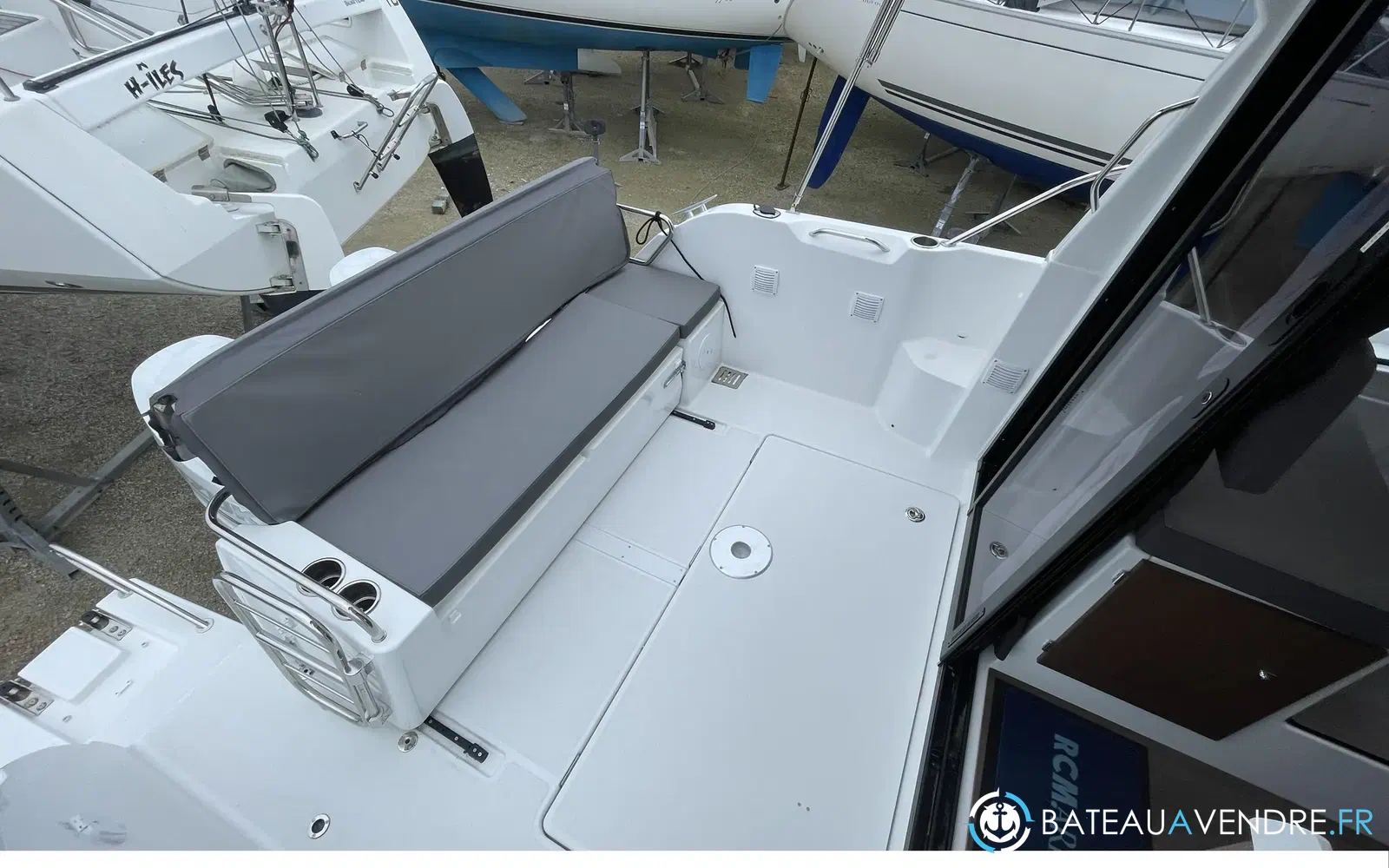 slider 5 Beneteau Antares 9 OB