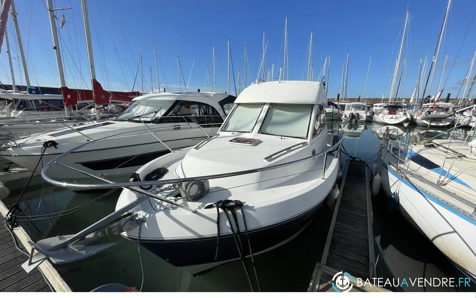slider 0 Beneteau Antares Serie 9