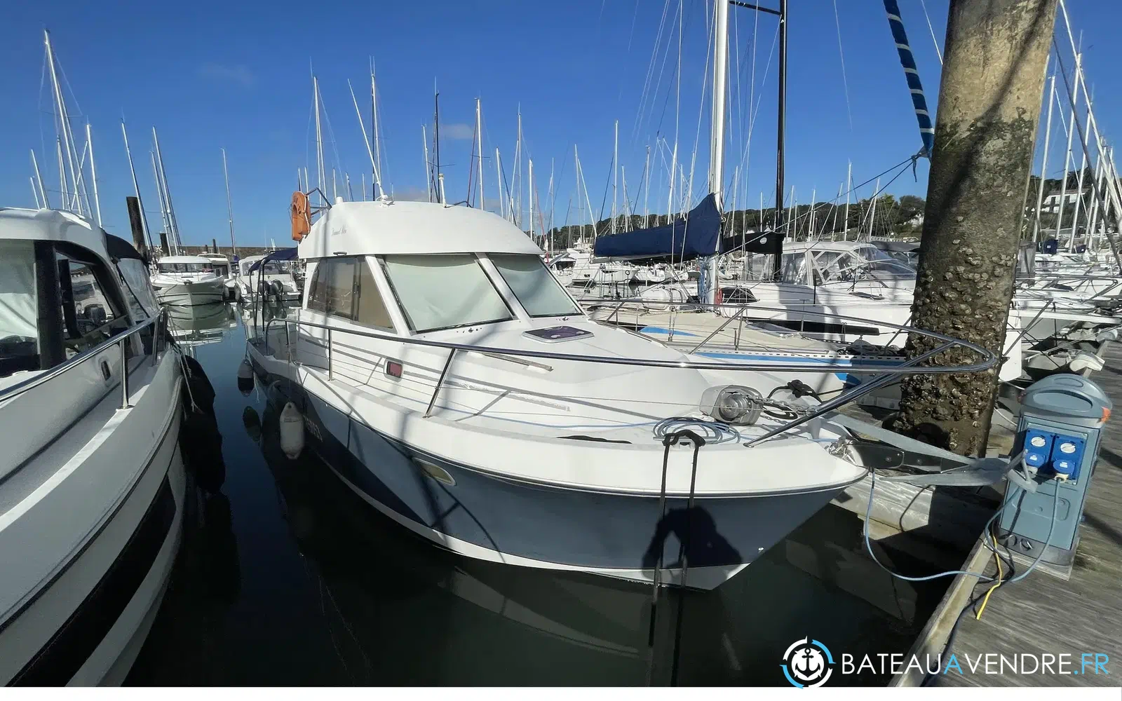 slider 1 Beneteau Antares Serie 9