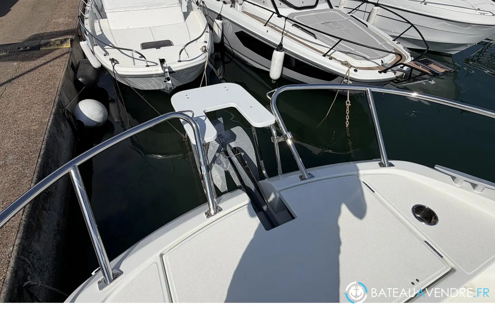 slider 8 Beneteau Flyer 10