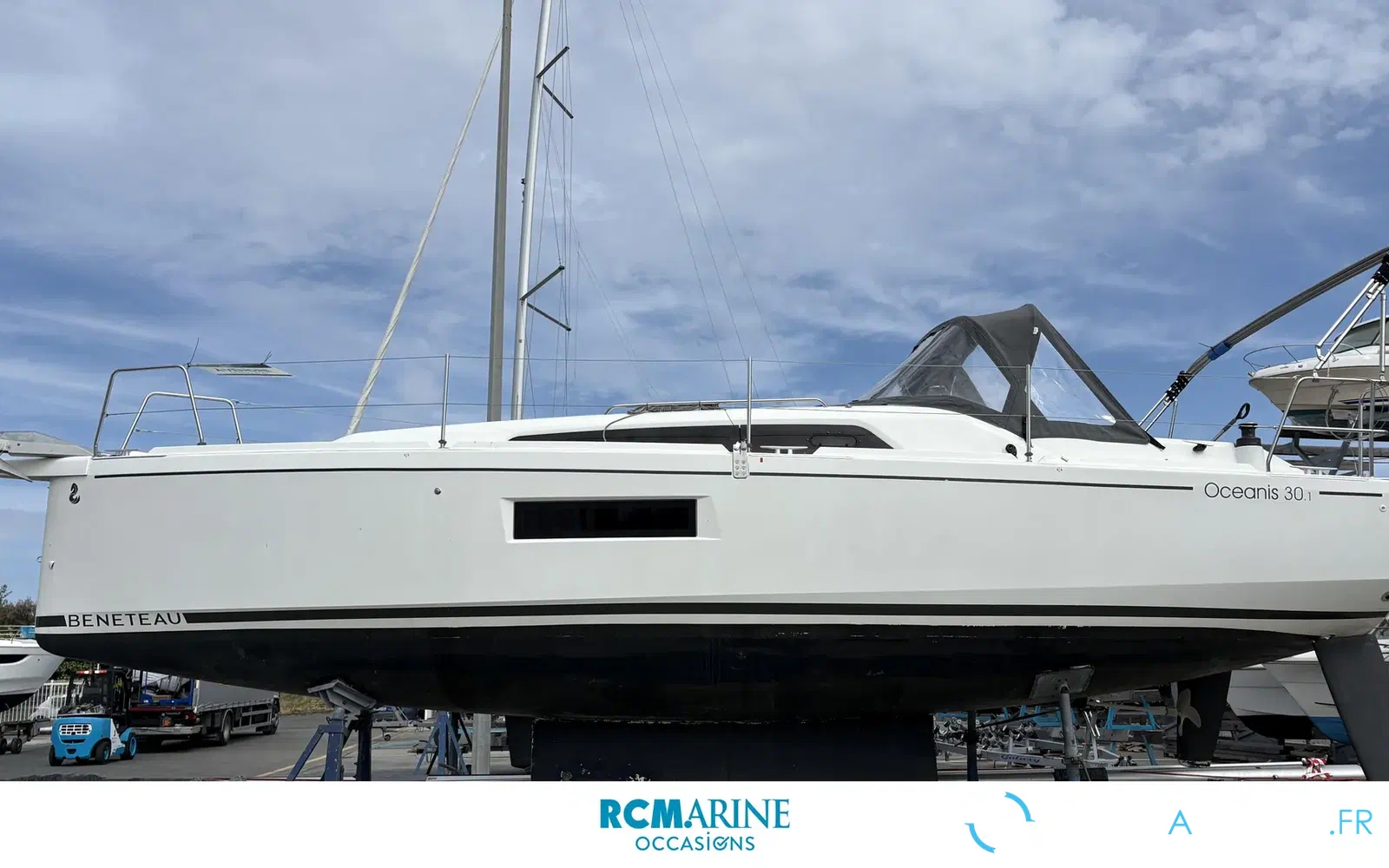 slider 1 Beneteau Oceanis 30.1