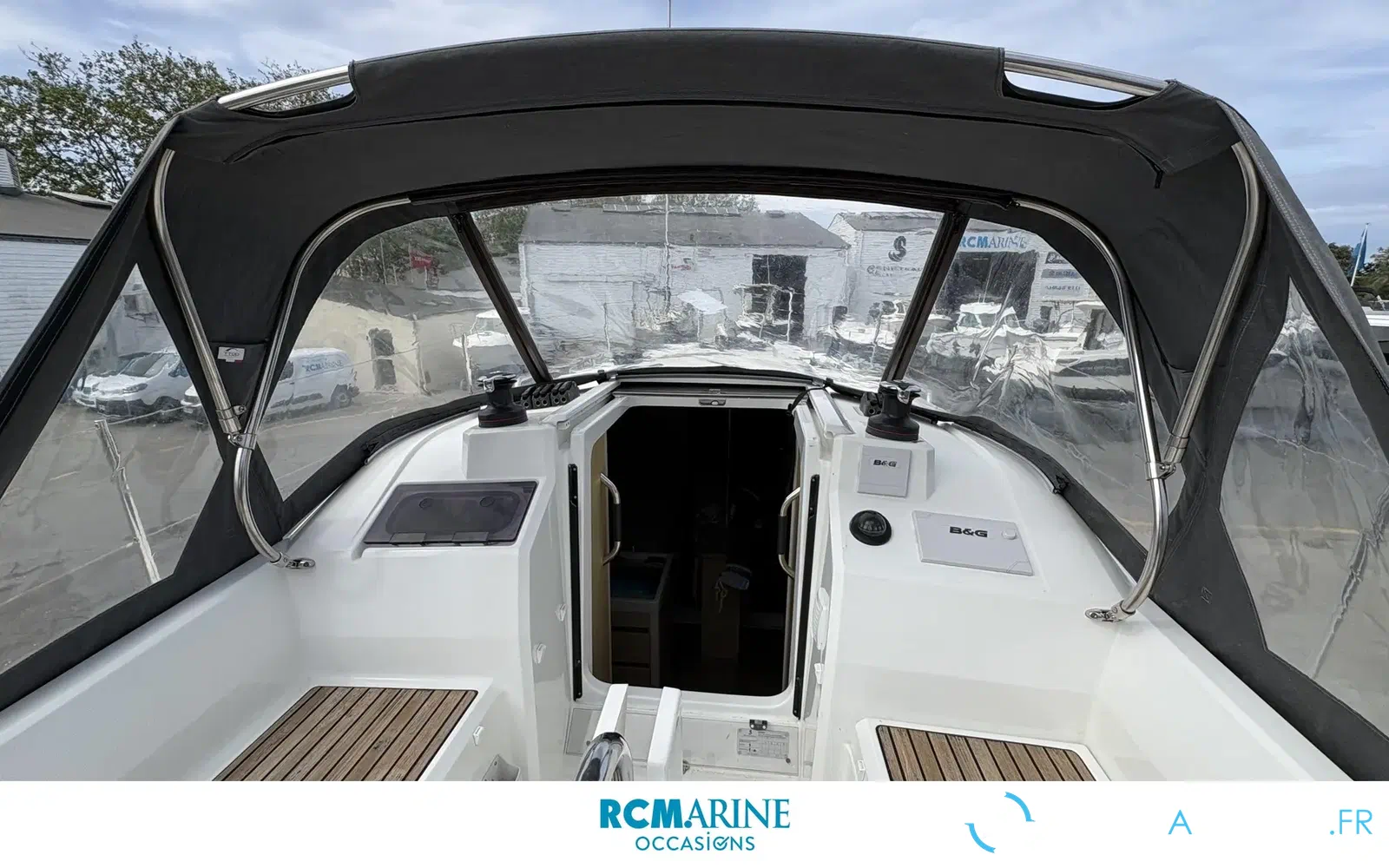 slider 4 Beneteau Oceanis 30.1