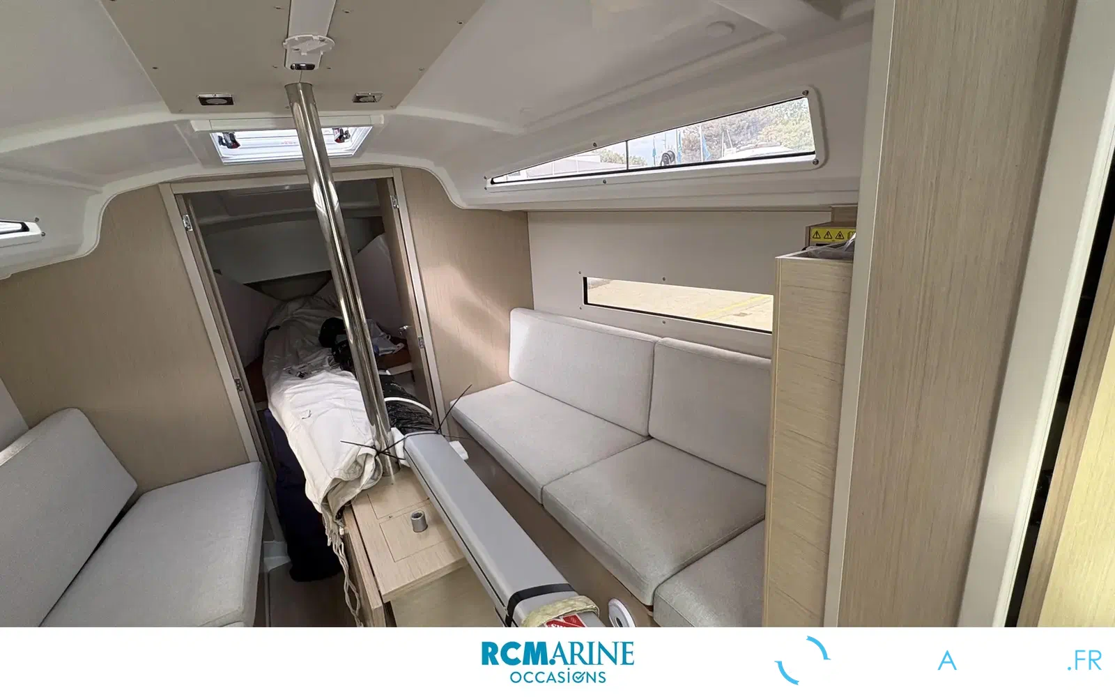 slider 8 Beneteau Oceanis 30.1