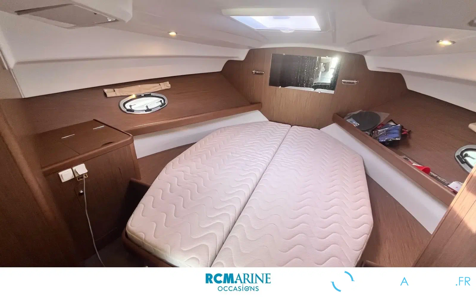 slider 11 Beneteau Antares 30