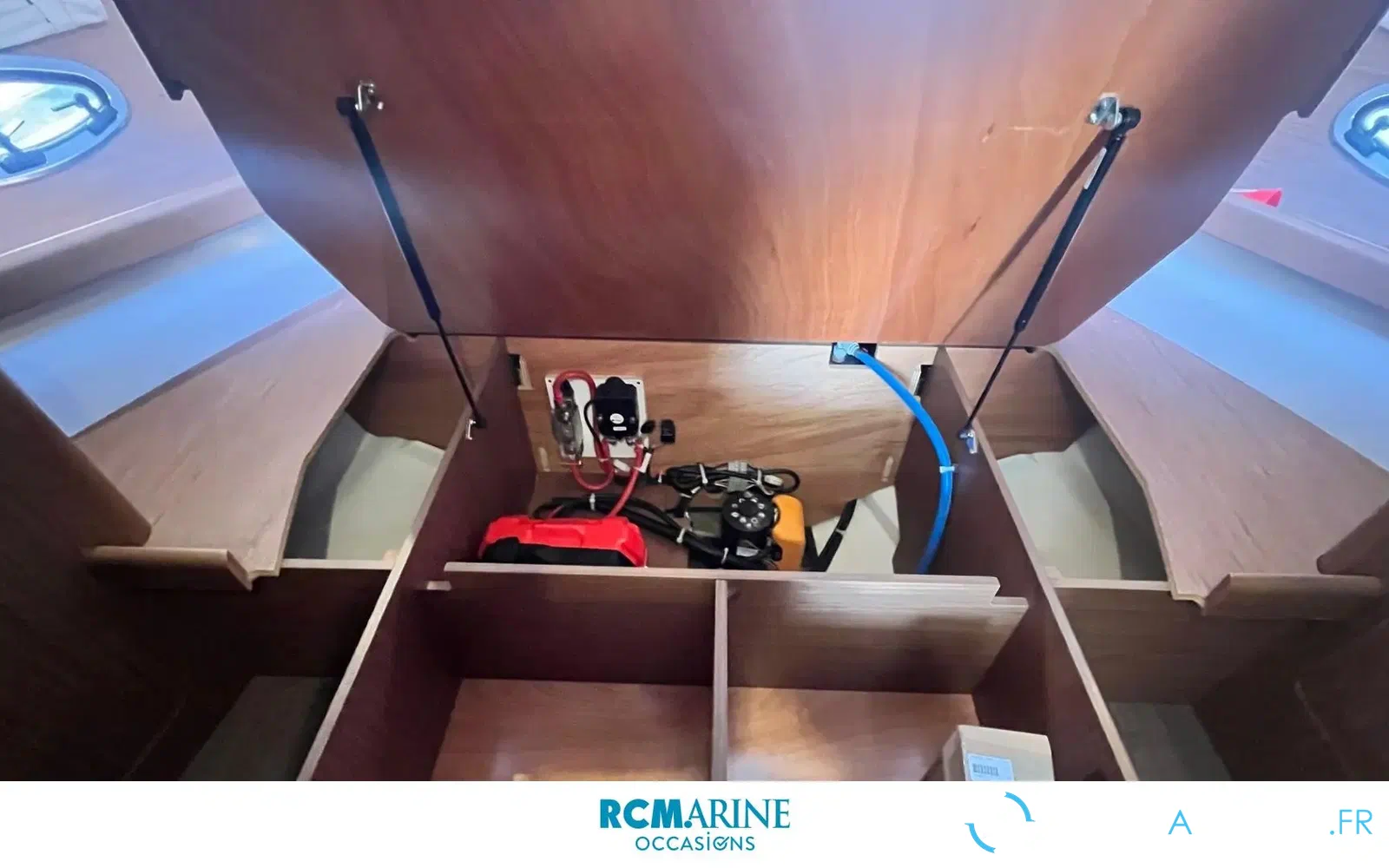 slider 13 Beneteau Antares 30